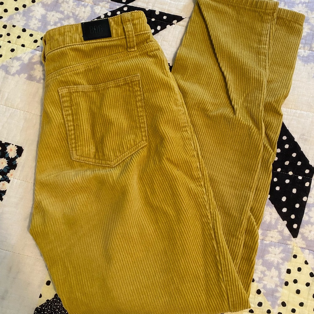 BDG High waisted corduroy mom pant
